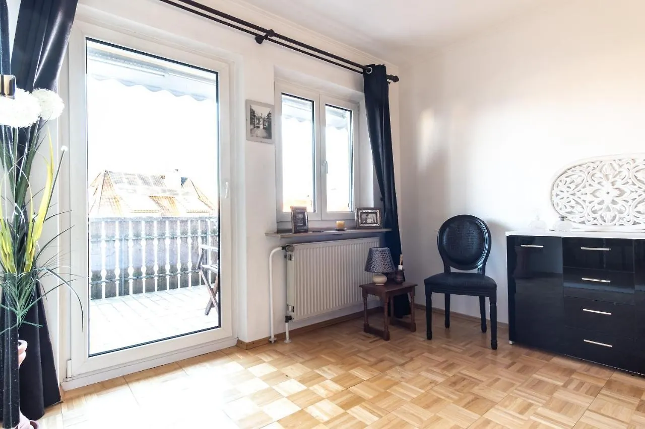 Cruwzo I Holiday Home With Balcony, Garden And Terrace Nuremberg Germany